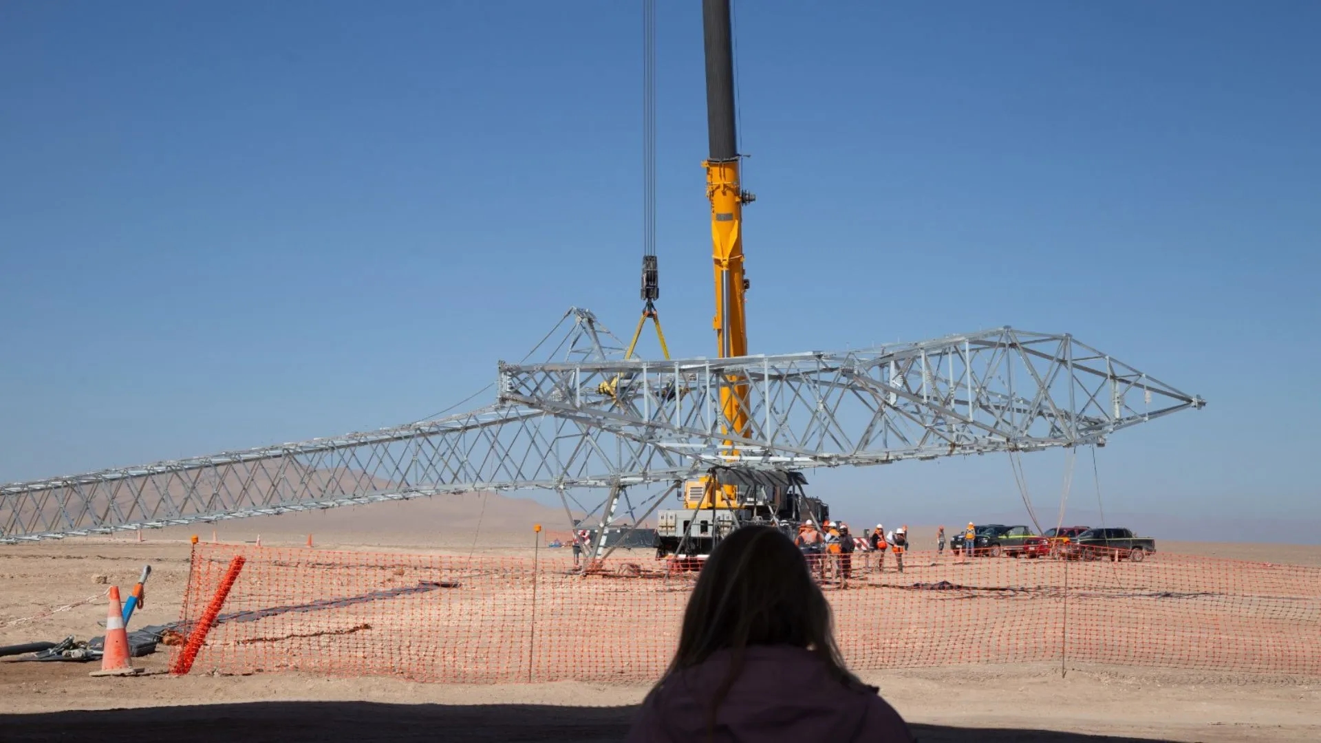 Disputa minera mantiene paralizadas 16 torres del proyecto Kimal–Lo Aguirre de casi US$1.500 millones