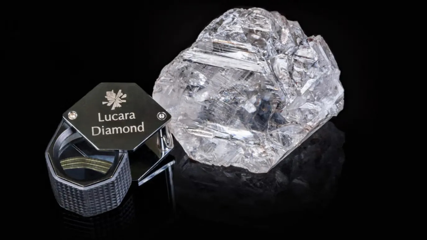 Encontraram um diamante de quase meio quilo e a tecnologia que impediu que fosse triturado